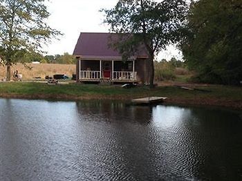 Lyons Pleasant Grove Farm Llc酒店 外观 照片